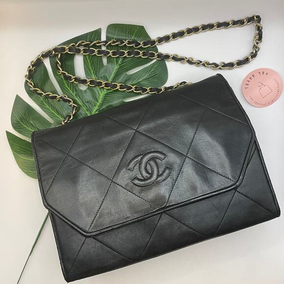 Chanel Vintage Black Quilted Lambskin 19 Flap Crossbody Long Shoulder Bag - Picture 1 of 15